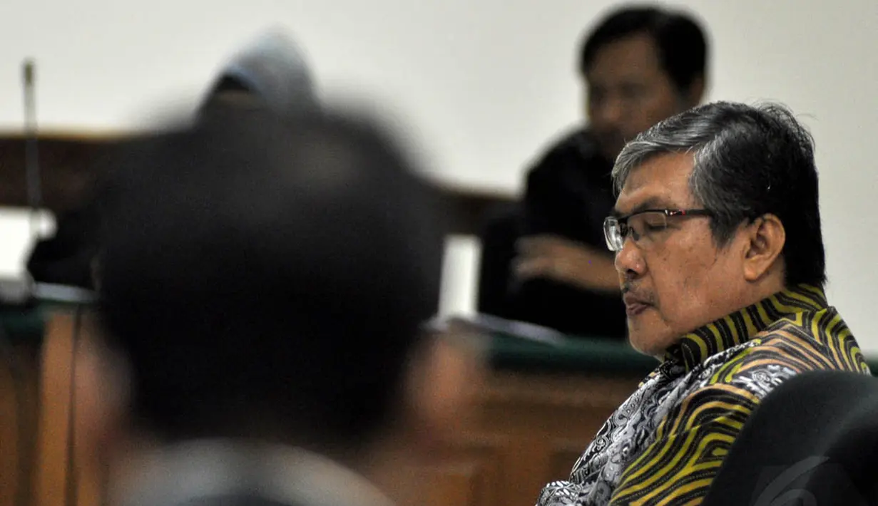 Dalam kasus ini, Syahrul didakwa memberikan suap kepada sejumlah pejabat di Kabupaten Bogor dan ketua Dewan Perwakilan Rakyat Daerah (DPRD) Bogor sebesar Rp3 miliar untuk mendapat izin lokasi TPBU seluas 1 juta meter persegi atas nama PT Garindo Perkasa, 