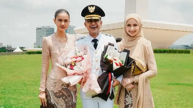 Anak dan Istri Ramzi saat Pelantikannya