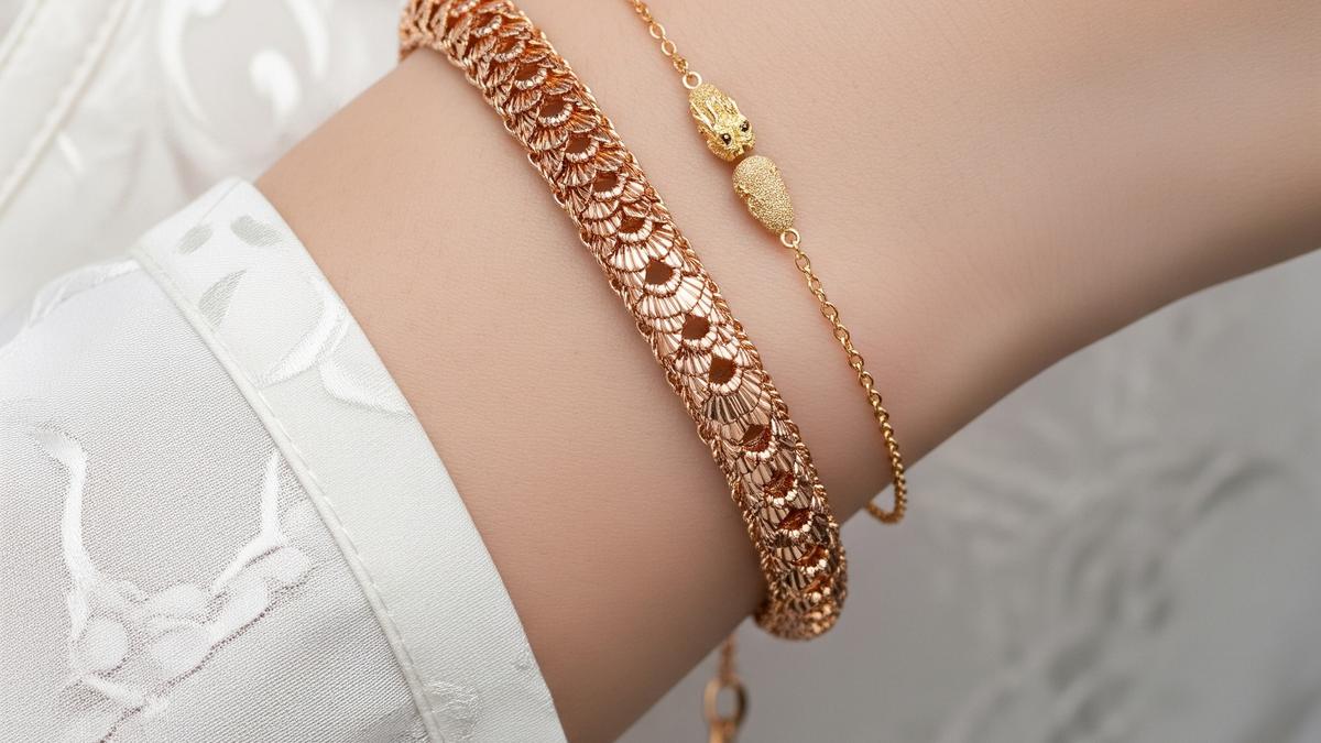 9 Model Gelang Emas Rantai Sisik Naga Terpopuler untuk Koleksi Perhiasan