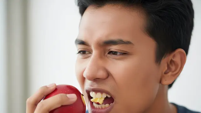 Cara Mengeluarkan Daging yang Nyelilit di Gigi Secara Aman dan Efektif