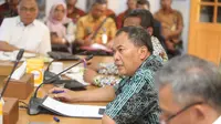 Rapat Evaluasi Pembebasan Lahan yang terkena trase Kereta Cepat Jakarta Bandung di Ruang Rapat Pendopo Kota Bandung, Kamis lalu (26/12/2019). (Foto: Liputan6.com/Humas Pemkot Bandung/Arie Nugraha)