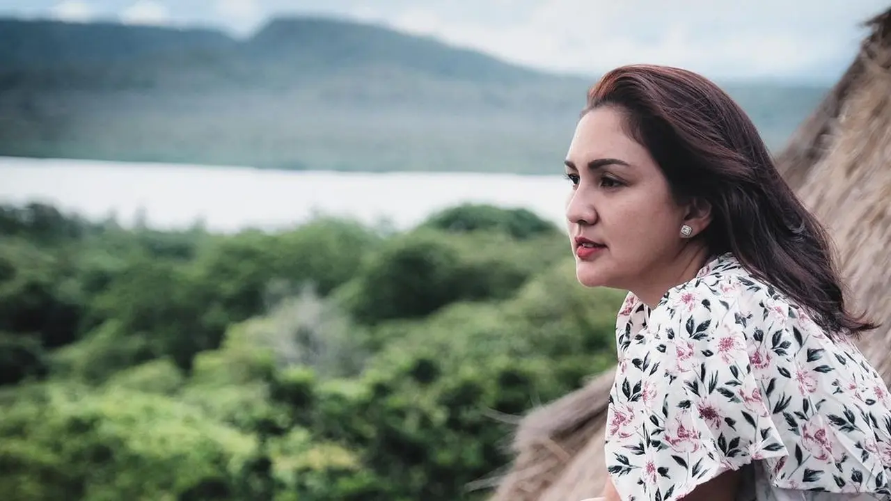 Donna Agnesia