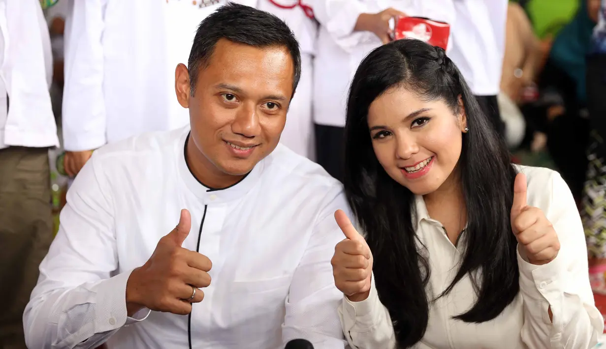 Annisa Pohan berhasil menjadi seorang istri yang baik. Sebagai seorang suami, Agus Harimurti Yudhoyono mengakui bahwa istrinya memiliki peran yang sangat penting dalam kelangsungan karirnya. (Nurwahyunan/Bintang.com)