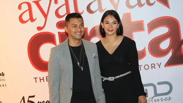 FOTO: Tetap Tampan, Ini Pesona Anjasmara di Usia Kepala Empat