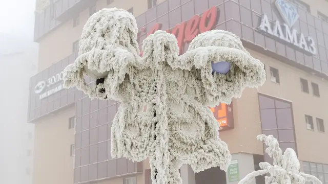 Suhu Ekstrem di Desa Yakutsk, Rusia