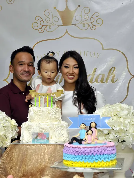 "Inginnya bisa lebih berbagi lagi, lebih senang pas ultah itu bertemu dengan adik-adik di sini, kakak-kakak di sini. Ketika melihat mereka happy bawaannya jadi lebih happy lah," ujar Wenda, di YKAKI, Cempaka Putih, Senin (29/8). (Nurwahyunan/Bintang.com)