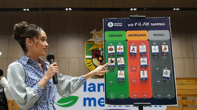 Cinta Laura