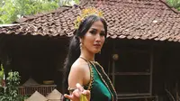 Badarawuhi diperankan Aulia Sarah dalam film KKN di Desa Penari. (Foto: Dok. Instagram @owliasarah)