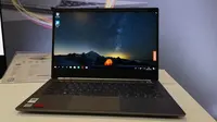 Lenovo memperkenalkan dua model anyar laptop Thinkbook (Liputan6.com/Agustinus M.Damar)