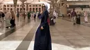 Meskipun demikian, tak sedikit juga warganet yang memuji penampilan cantik Krisdayanti ketika mengenakan hijab. (Foto: instagram.com/krisdayantilemos)