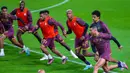 Pemain Al-Nassr, Cristiano Ronaldo, saat sesi latihan jelang menghadapi Al-Adalah pada laga Liga Arab Saudi. (Twitter Al-Nassr )