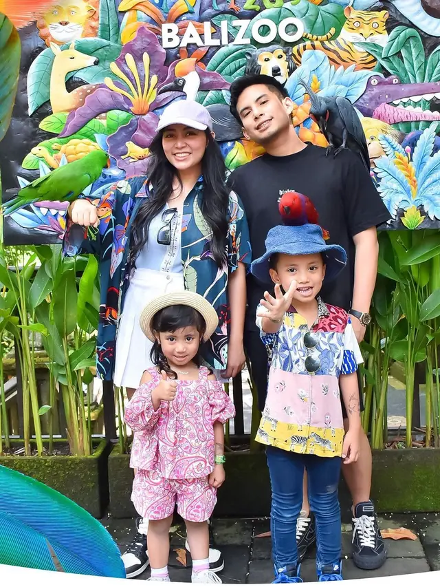 Rachel Vennya dan Okin kompak liburan bareng anak di Bali bertepatan momen Ramadhan 2023 (Foto: Instagram rachelvennya)