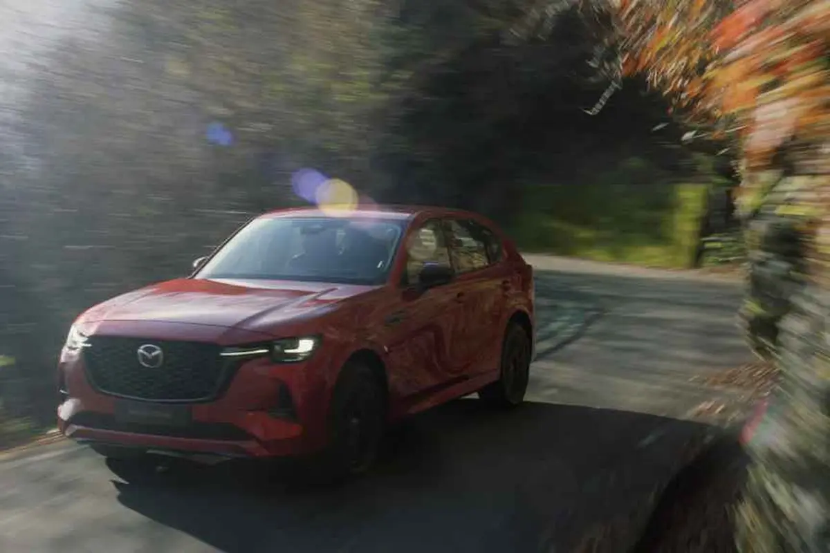 Mazda CX-60 dibekali dengan teknologi hybrid (Carscoops)