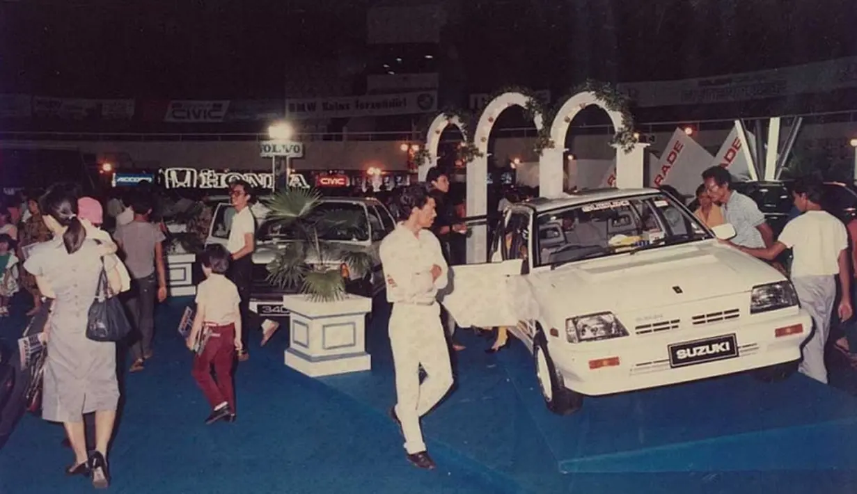 Suzuki Forza dikala baru diluncurkan dan dipamerkan di Pameran Mobil Gaikindo tahun 1986. (Source: gaikindo.or.id)