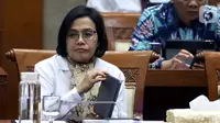 Menteri Keuangan Sri Mulyani saat mengikuti rapat kerja dengan Komisi XI DPR RI di Gedung Nusantara I, Jakarta, Senin (4/11/2019). Ini merupakan rapat perdana Menkeu dengan Komisi XI DPR RI. (Liputan6.com/JohanTallo)
