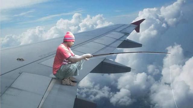 6 Editan Foto Naik Pesawat Ini Gagal Estetik, Nyeleneh Banget