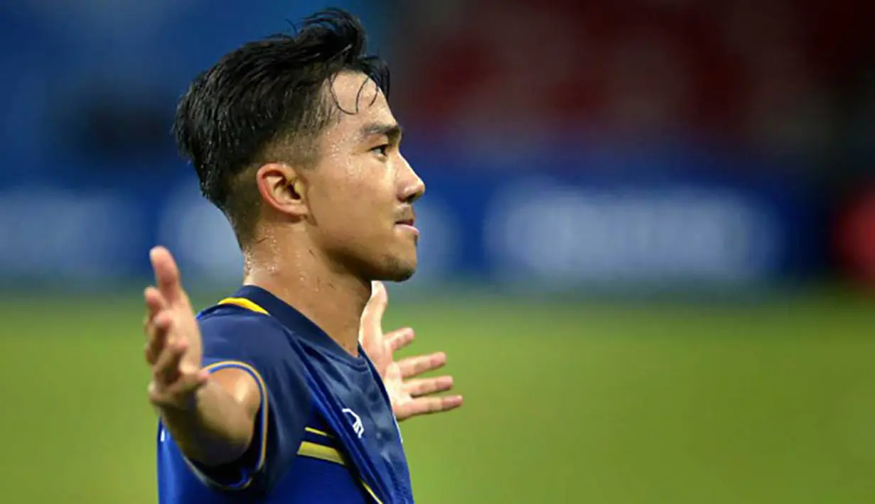 Chanathip Songkrasin, pemuda Thailand ini menjadi rebutan dari dua klub J-League yaitu, Gamba Osaka dan Sagan Tosu. (News.asiaone.com)