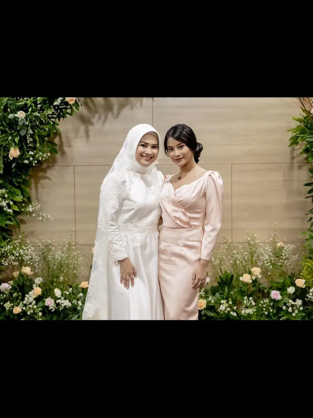 Ikke Nurjanah dan putrinya. (Foto: Instagram @ikkenurjanah0518)