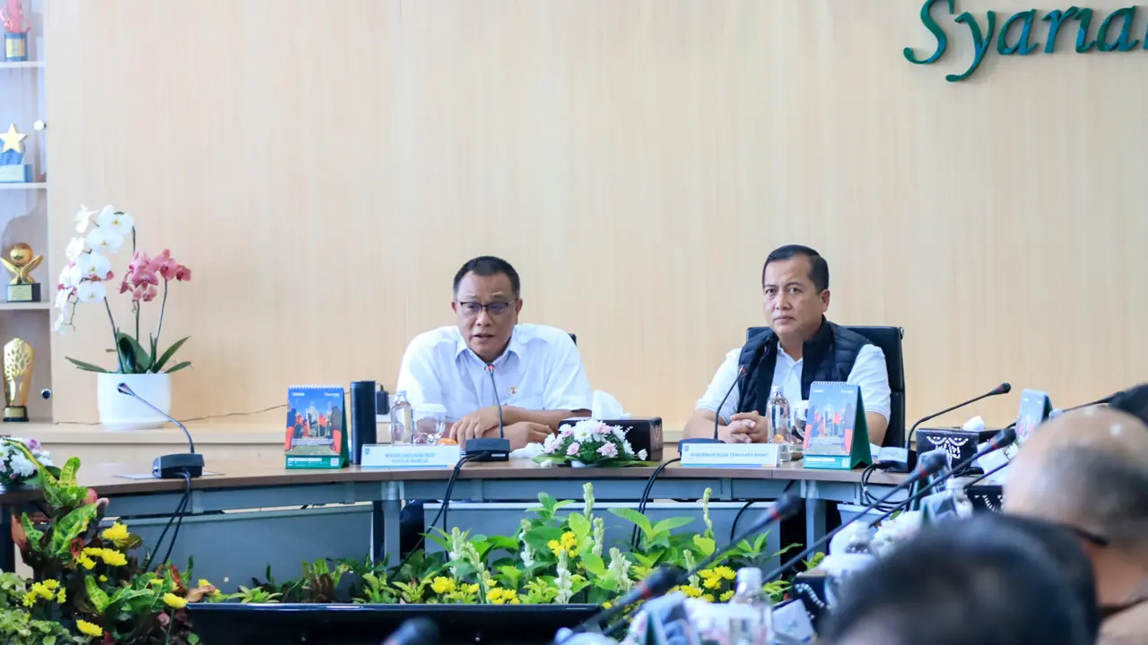 Menteri LH/Kepala BPLH M Jumhur Hidayat.