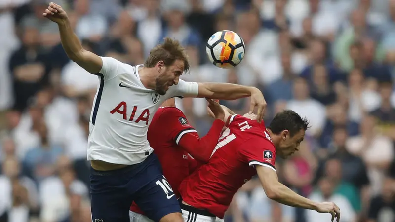 Manchester United, Tottenham Hostpurs, Piala FA