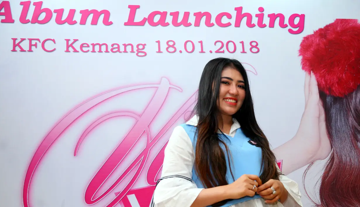 Meski tak semua pertandingan ditonton oleh pelantun lagu Sayang, ia juga siap begadang menyaksikan beberapa tim kesukaannya memainkan kulit bundar di lapangan hijau. (Nurwahyunan/Bintang.com)