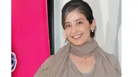 Manisha Koirala Putuskan Adopsi Bayi Perempuan