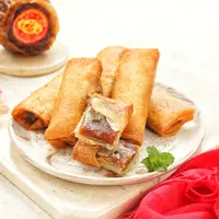 ilustrasi kue keranjang goreng/Hanifah Kurniati/Shutterstock