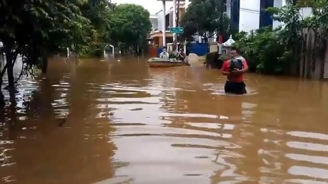 Banjir di Perumahan Prima Lingkar Asri, Jatibening, Pondokgede, Bekasi