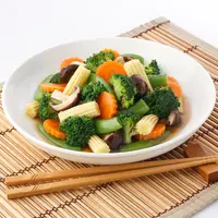 Ilustrasi Tumis Sayur/copyright shutterstock/Coolscene