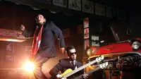 Tanpa Galang Rambu Anarki, Bunga Band Terus Bermusik