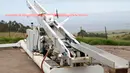 Drone Zipline diluncurkan dalam demonstrasi penerbangan di lokasi dirahasiakan di San Francisco Bay Area, California, 5 Mei 2016. Drone buatan Zipline ini mampu terbang sejauh 120 km dan dapat membawa beban hingga berat 1,5 kg. (REUTERS/Stephen Lam)