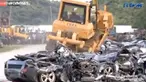 Dalam upaya mencegah pemberantasan korupsi, Presiden Filipina,  Rodrigo Duterte, menghancurkan puluhan mobil mewah yang diselundupkan ke negaranya.