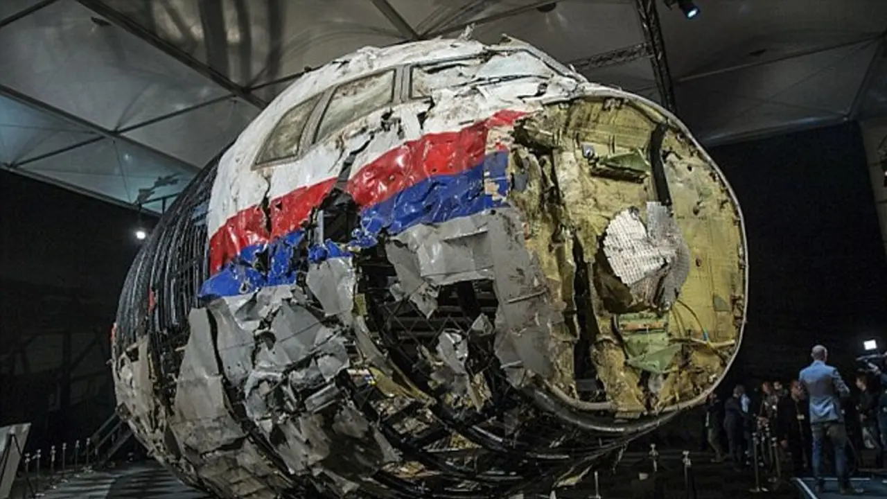 Tampilan 'Penampakan' Mengerikan Pesawat MH17