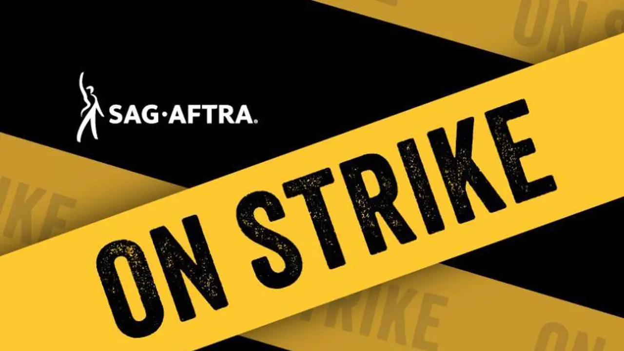 Screen Actors Guild - American Federation of Television and Radio Artists (SAG-AFTRA) mogok kerja di Hollywood dan menuntut upah layak.