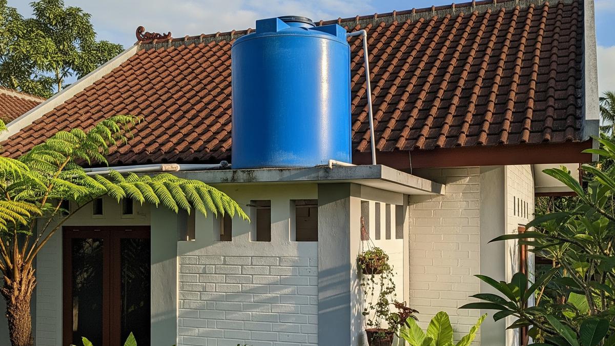 10 Cara Memilih Tandon Air, Efisien untuk Warga Perumahan Padat