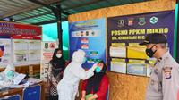 Pemudik Jalani Tes Swab PCR Di Posko PPKM Kota Cilegon, Banten. (Selasa, 01/06/2021). (Dokumentasi Polsek Ciwandan).