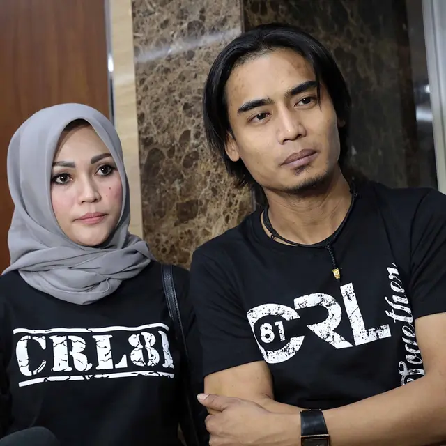 Ogah Sombong Begini Cerita Masa Susah Charly Van Houten Entertainment Fimela Com