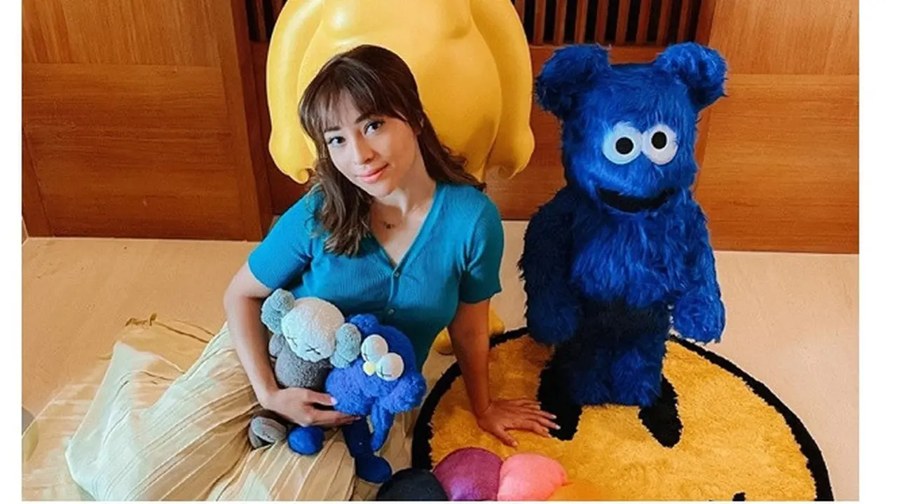 6 Momen Ulang Tahun Nikita Willy yang ke-27 Tahun, Gelar Virtual Lunch