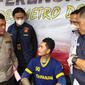 Polres Metro Depok berhasil menangkap pelaku pembunuhan berinisial SR alias P (27) dilokasi persembunyiannya di Brebes, Jawa Tengah.