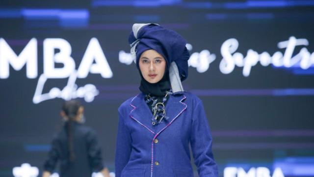 Paula Verhoeven Kembali ke Runway Jakarta Fashion Week. dok. Jakarta Fashion Week