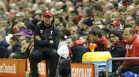 Jurgen Klopp kecewa dengan kekalahan yang diterima Liverpool dari Crystal Palace. (Reuters / Lee Smith)