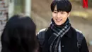 Potongan gambar lainnya di bawah ini menampilkan Yang Se Jong yang berperan sebagai pemeran utama pria Won Jun, seorang mahasiswa yang sangat biasa namun berhati hangat.
