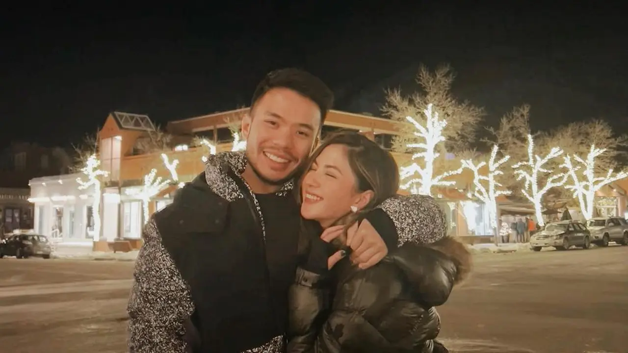 Potret Serasi Outfit Liburan Jessica Mila dan Kekasih di Amerika Serikat, Salah Satunya Tenteng Tas Rp40Jutaan
