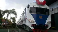 PT Kereta Api Indonesia (Persero) berhasil memodifikasi dua rangkaian Kereta Rel Disel (KRD). (Foto: Ilyas Istianur/Liputan6.com)