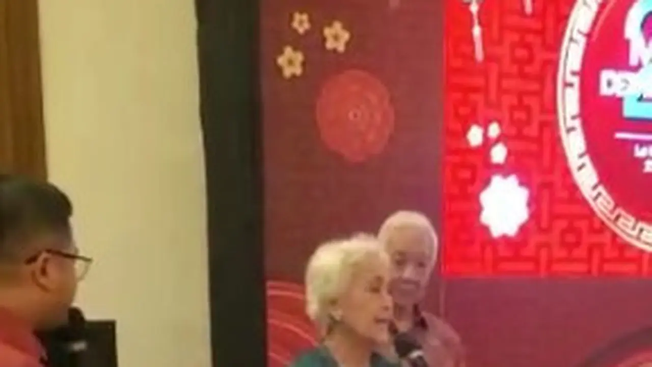 Henny Purwonegoro masih eksis menyanyi di usia 75 tahun (ist)