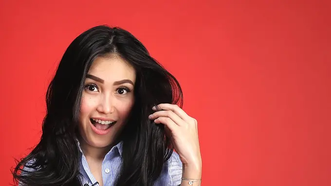 [Bintang] Ayu Ting Ting