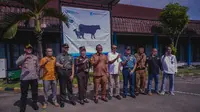 PT Krakatau Sarana Properti Salurkan Bantuan Hewan Kurban di 22 Titik Lokasi Kota Cilegon