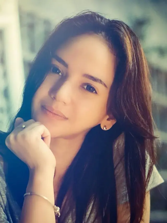 Dijuluki Ratu FTV, Ini 7 Pesona Angelica Simperler Bak ABG (Stok)