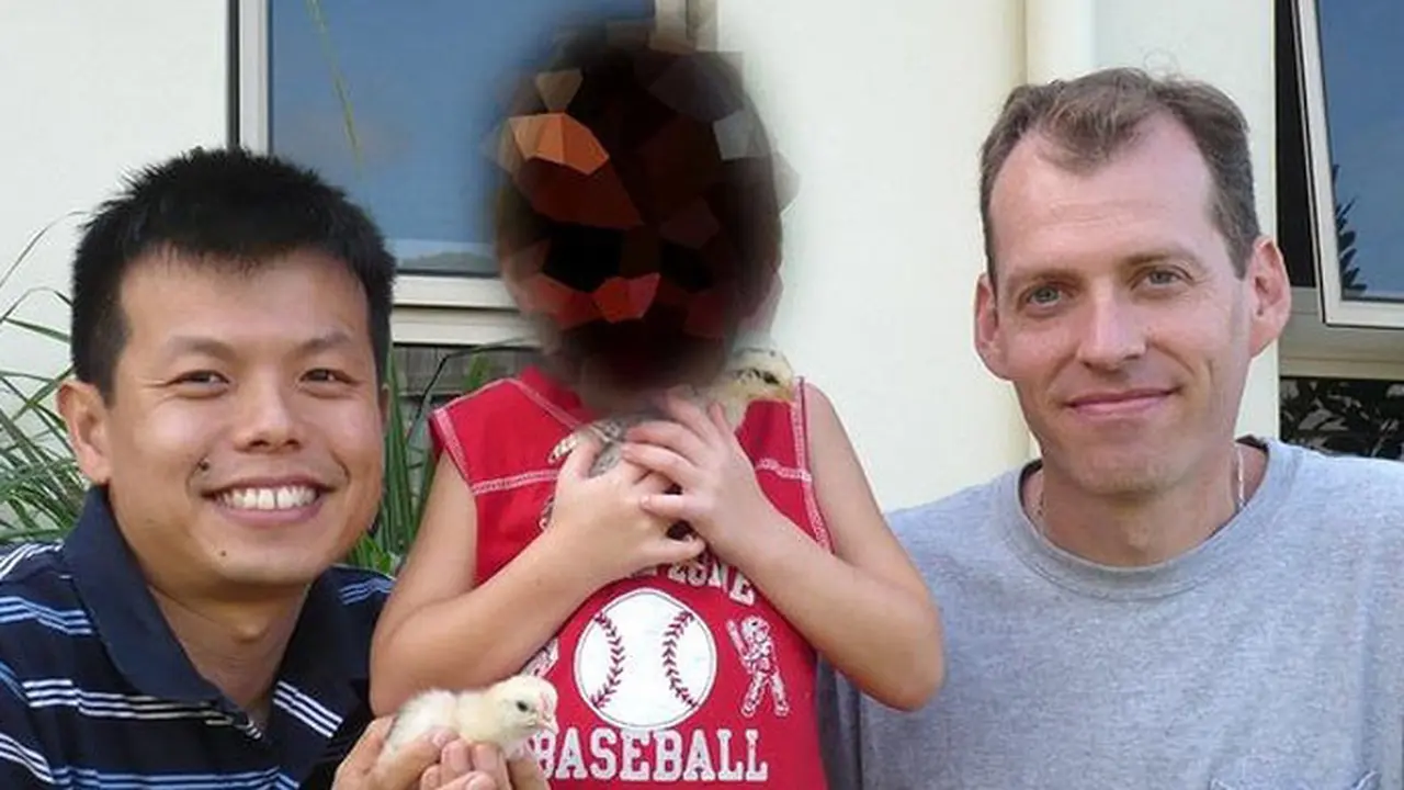 Pasangan LGBT, Sok Baik 'Angkat' Anak, Malah Dijadikan Budak Seks