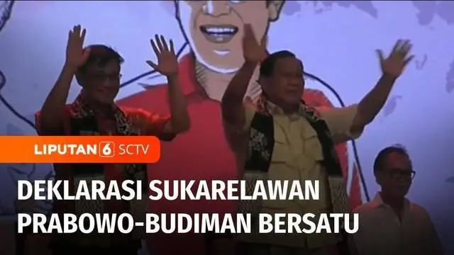 Calon presiden dari Koalisi Kebangkitan Indonesia Raya, Prabowo Subianto bersama kader PDI Perjuangan, Budiman Sudjatmiko menghadiri deklarasi sukarelawan Prabowo Budiman bersatu atau Prabu di Marina Convention Centre, Semarang Jawa Tengah.